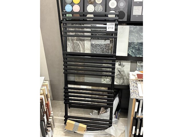 Designradiator, afm. 50 x 127 cm. - afbeelding 2 van  2
