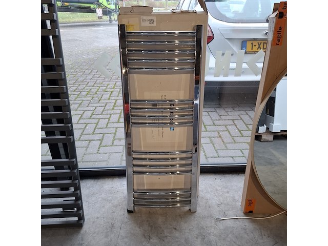 Designradiator eastbrook, wentover, glans chroom - afbeelding 2 van  4