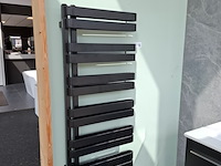 Designradiator excellent, mat zwart - afbeelding 1 van  5