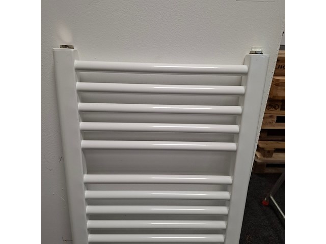 Designradiator glans wit - afbeelding 1 van  2