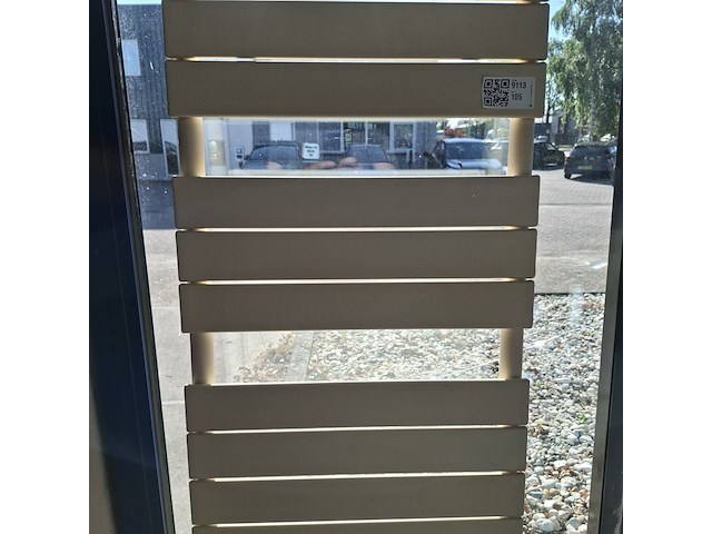 Designradiator hr badmeubelen, altus va - afbeelding 2 van  3