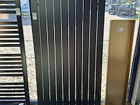 Designradiator hr badmeubelen, base +++, mat zwart - afbeelding 1 van  5