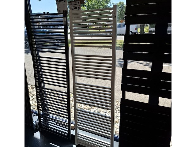 Designradiator, hr badmeubelen, recta, mat wit - afbeelding 1 van  3