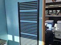 Designradiator, mat zwart - afbeelding 2 van  3