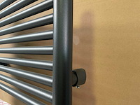 Designradiator midden aansluiting 55x180cm - afbeelding 2 van  4