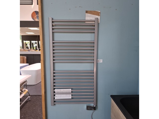 Designradiator plieger, palermo -el, zilver metallic - afbeelding 1 van  5