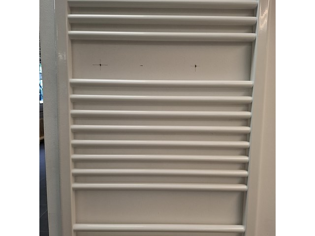 Designradiator rdt, lisa, glans wit (ral 9016) - afbeelding 2 van  2