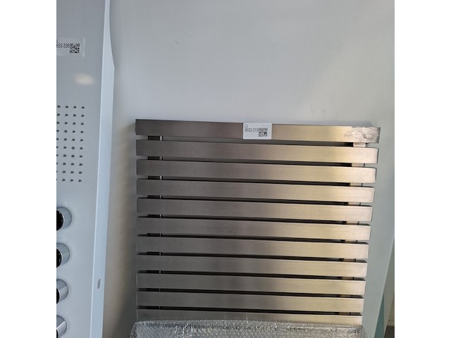 Designradiator rvs geborsteld - afbeelding 2 van  4
