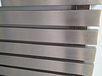 Designradiator rvs geborsteld - afbeelding 3 van  4