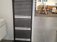 Designradiator squaro, black graphite - afbeelding 1 van  4