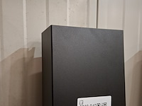 Designradiator vasco, beams, mat zwart - afbeelding 2 van  4