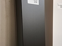 Designradiator vasco, beams, mat zwart - afbeelding 2 van  4