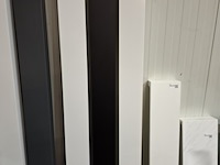 Designradiator vasco, beams, mat zwart - afbeelding 1 van  4