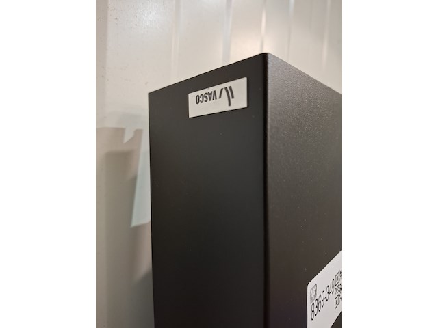 Designradiator vasco, beams, mat zwart - afbeelding 4 van  4