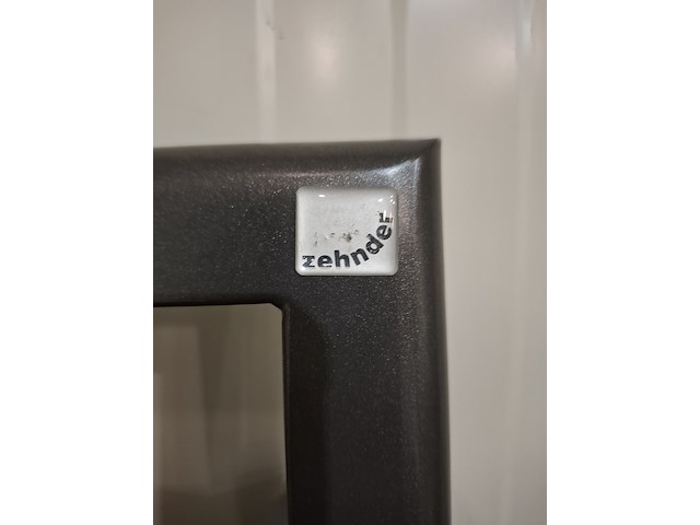 Designradiator zehnder, ribbon, antraciet ral 7016 - afbeelding 3 van  4