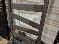 Designradiator zehnder, ribbon, antraciet ral 7016 - afbeelding 4 van  4