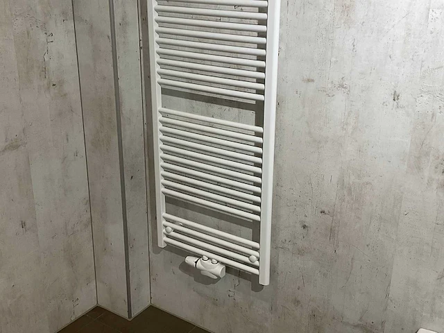 Designradiator - afbeelding 3 van  3