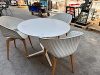 Designtafel met 3 stoelen - afbeelding 2 van  5