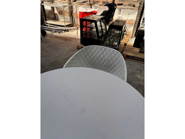 Designtafel met 3 stoelen - afbeelding 4 van  4