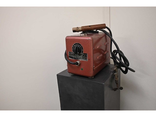 Designzuil met nostalgisch lasapparaat - afbeelding 3 van  3