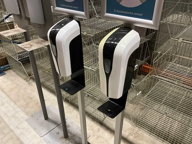 Desinfectiemiddel dispenser (4x) - afbeelding 2 van  7
