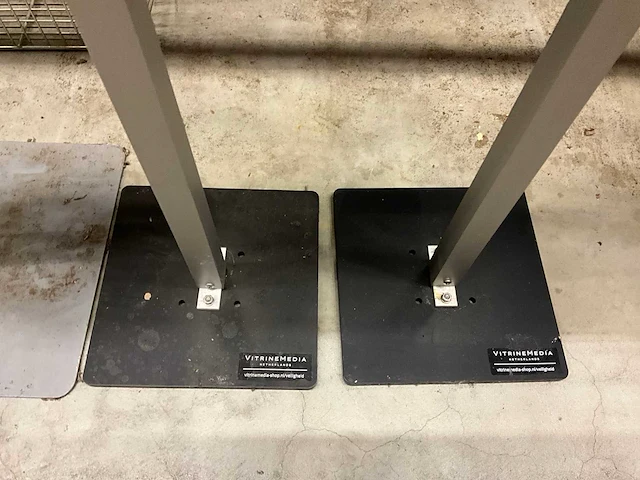 Desinfectiemiddel dispenser (4x) - afbeelding 4 van  7