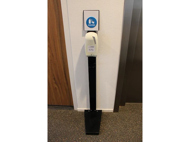 Desinfectiezuil met sensor - afbeelding 2 van  2