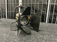 Desisti leonardo 310/11 1kw spotlight (10x) - afbeelding 3 van  9