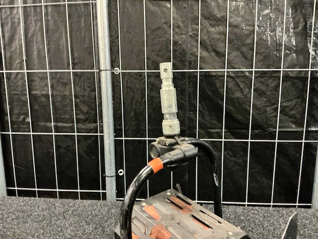 Desisti leonardo 310/11 1kw spotlight (10x) - afbeelding 4 van  9