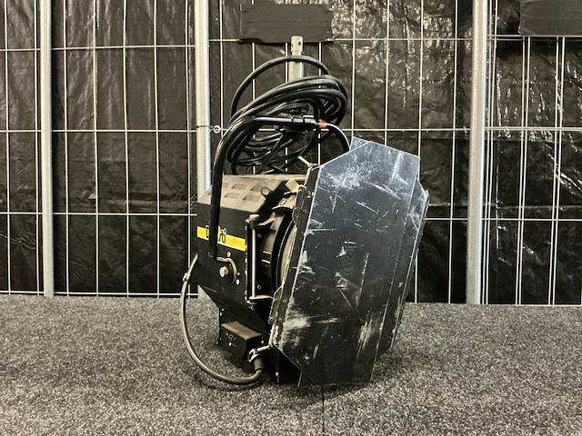 Desisti leonardo 321 2kw spotlight (3x) - afbeelding 1 van  9