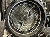 Desisti leonardo 351 5kw spotlight (3x) - afbeelding 4 van  9