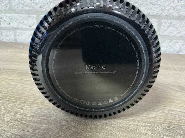 Desktop - apple inc. - macpro6,1 - afbeelding 4 van  7