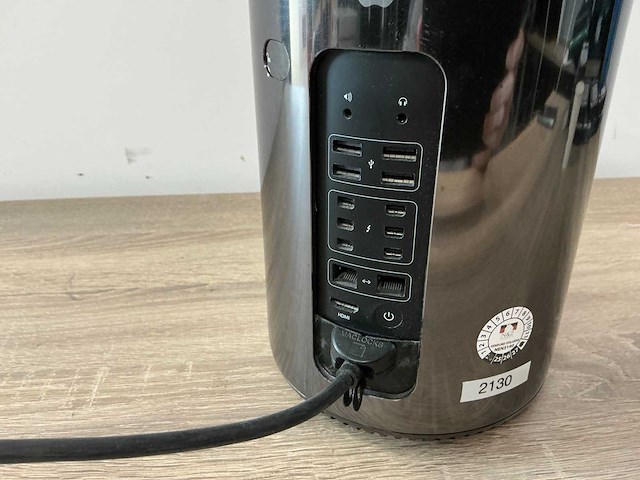 Desktop - apple inc. - macpro6,1 - afbeelding 3 van  4