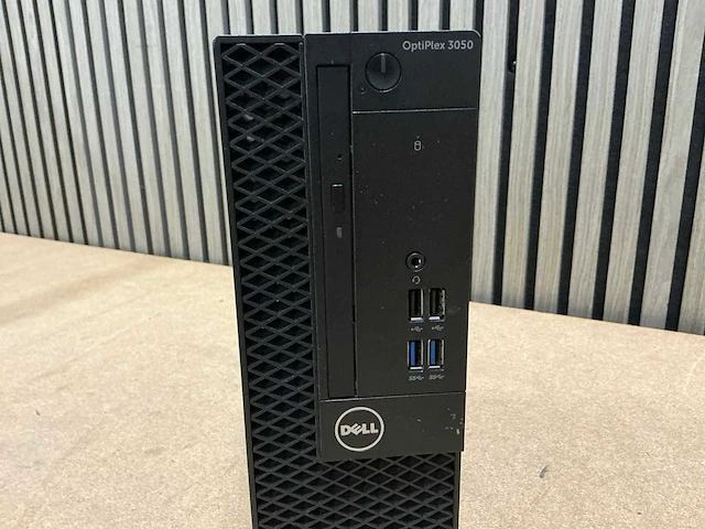Desktop - dell inc. - optiplex 3050 - afbeelding 3 van  4