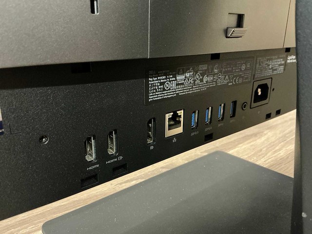 Desktop - dell inc. - optiplex 7460 aio - afbeelding 3 van  4