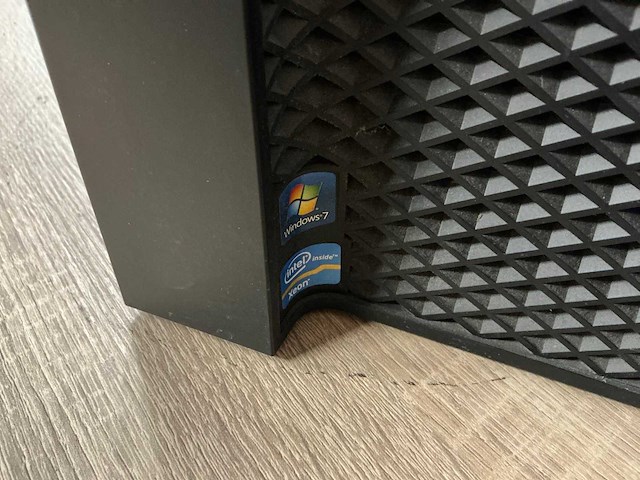 Desktop - dell inc. - precision t1650 - afbeelding 3 van  5