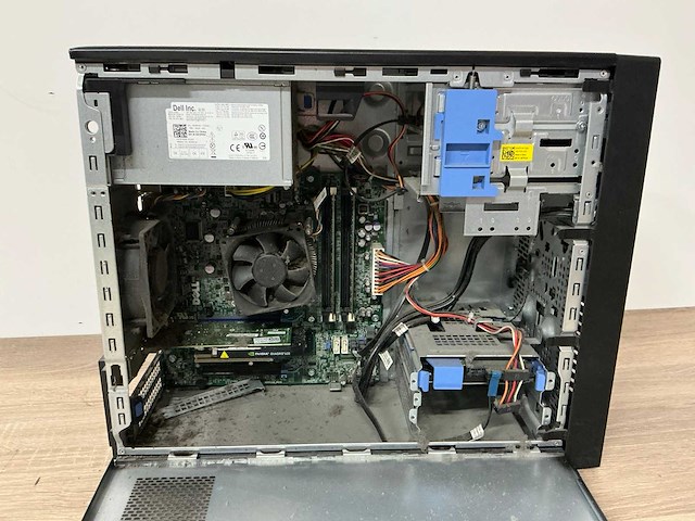 Desktop - dell inc. - precision t1650 - afbeelding 4 van  5