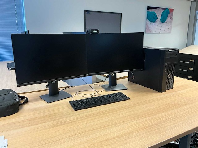 Desktop - dell inc. - precision t1700 - afbeelding 1 van  6