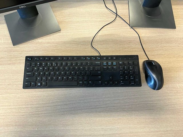 Desktop - dell inc. - precision tower 3620 - afbeelding 4 van  5