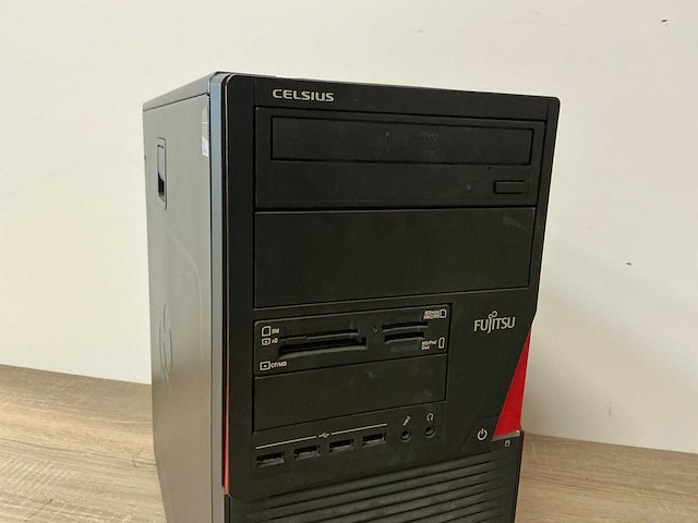 Desktop - fujitsu - celsius w530 power - afbeelding 2 van  4