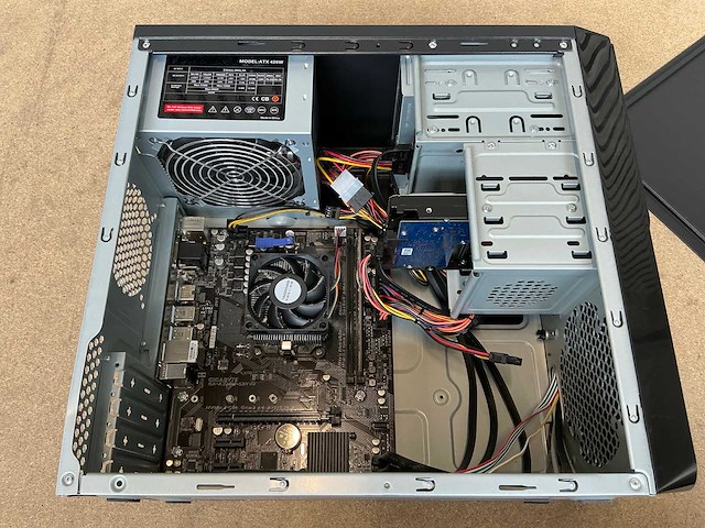 Desktop - gigabyte technology co., ltd. - a320m-s2h v2 - afbeelding 3 van  3