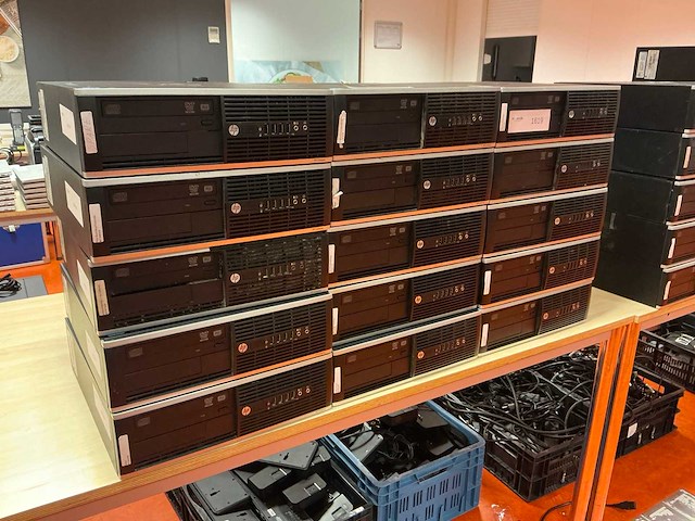 Desktop - hewlett-packard - hp compaq elite 8300 sff (15x) - afbeelding 1 van  6