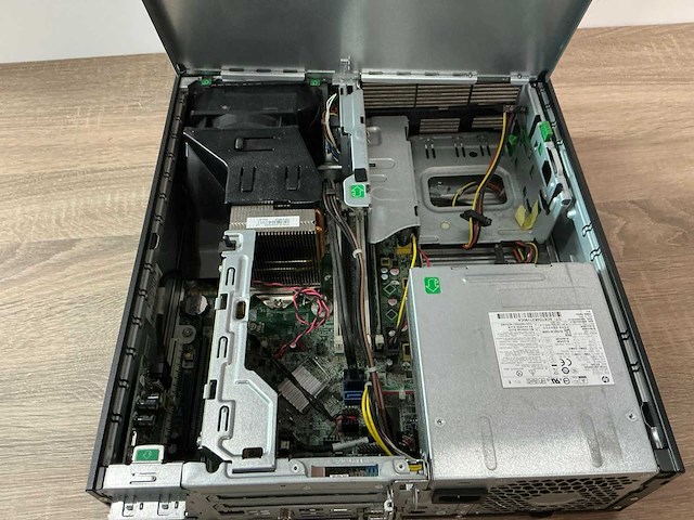 Desktop - hewlett-packard - hp rp5 retail system model 5810 - afbeelding 5 van  5