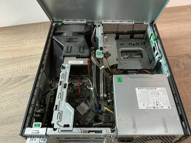 Desktop - hewlett-packard - hp rp5 retail system model 5810 - afbeelding 5 van  5