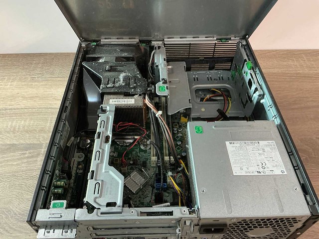 Desktop - hewlett-packard - hp rp5 retail system model 5810 - afbeelding 5 van  5