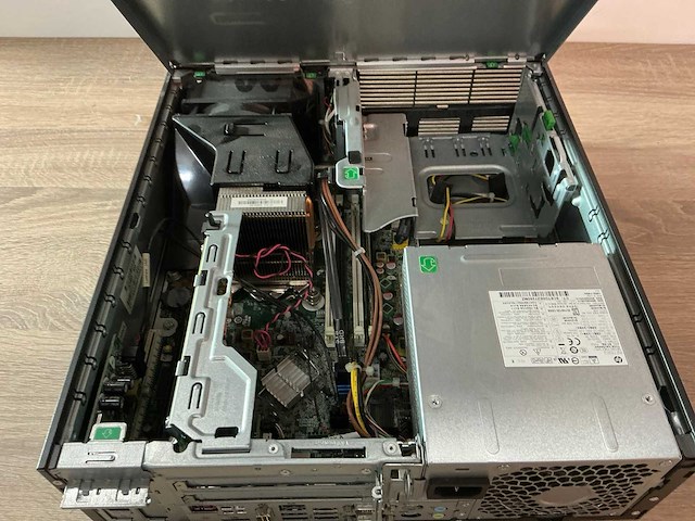 Desktop - hewlett-packard - hp rp5 retail system model 5810 - afbeelding 5 van  5