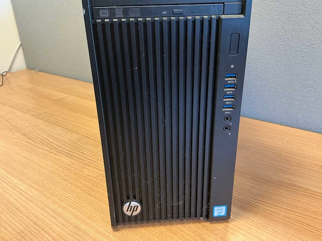 Desktop - hewlett-packard - z440 workstation - afbeelding 2 van  6