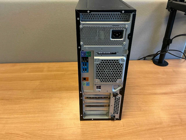 Desktop - hewlett-packard - z440 workstation - afbeelding 6 van  6