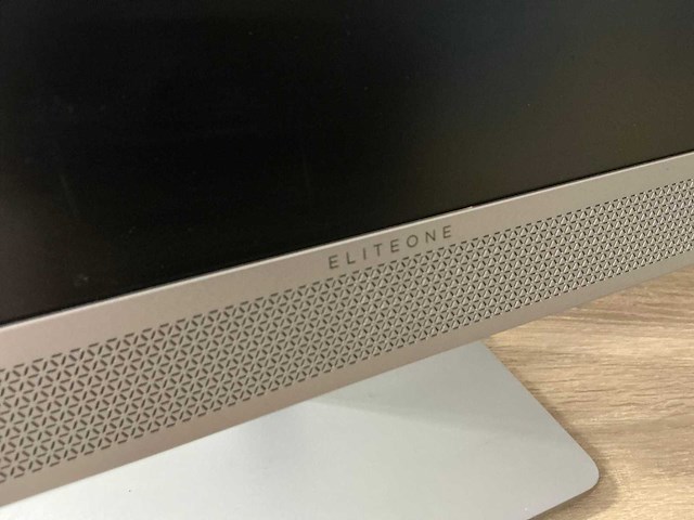 Desktop - hp - hp eliteone 800 g4 23.8-in nt gpu aio - afbeelding 2 van  4