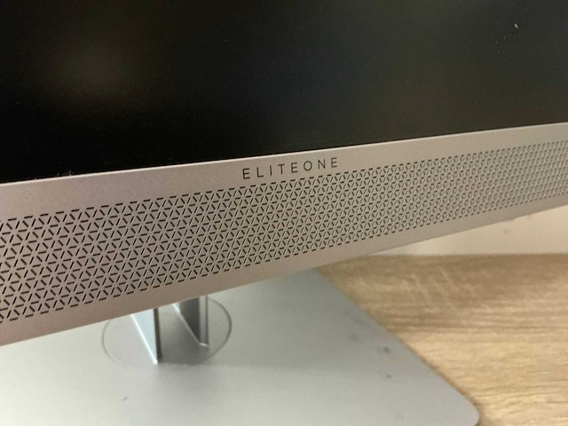 Desktop - hp - hp eliteone 800 g4 23.8-in nt gpu aio - afbeelding 3 van  4